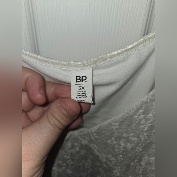 Nordstrom brand white lace baby tee - Picture 2 of 2